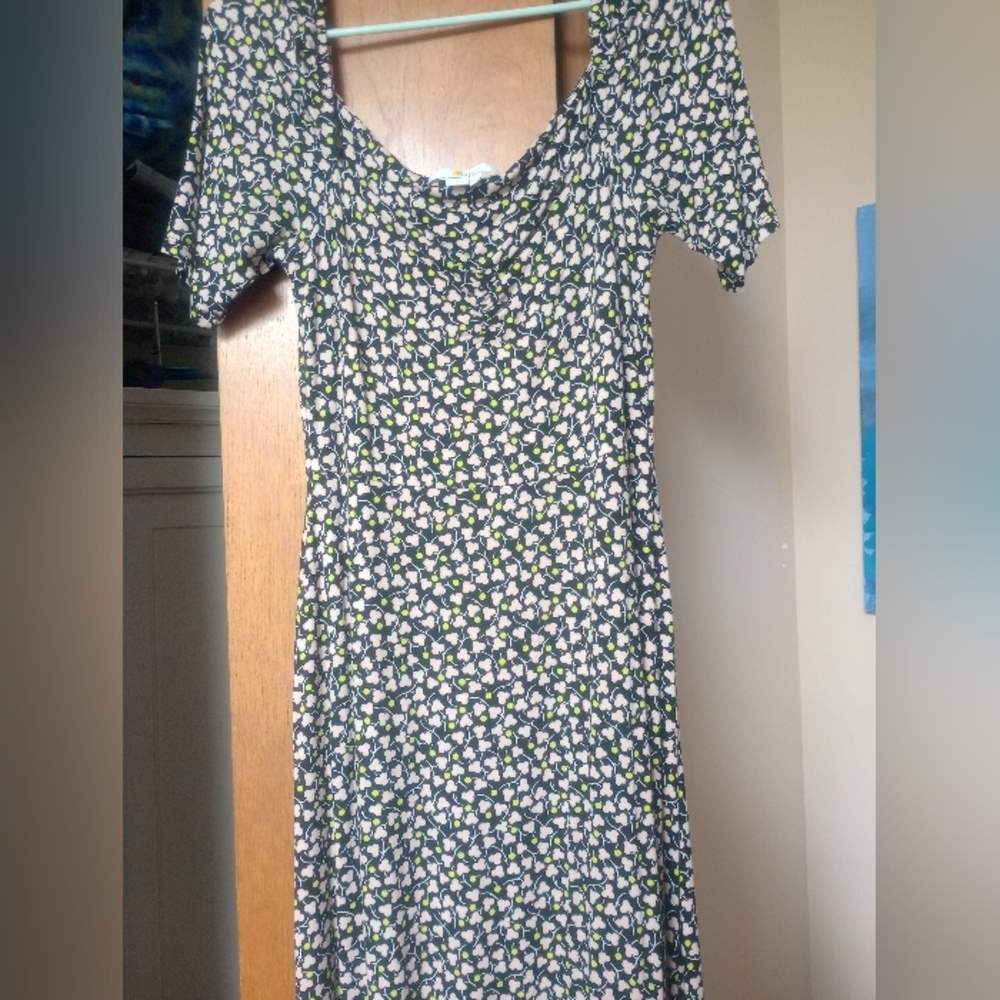 Boden Sweetheart Neckline Midi Dress